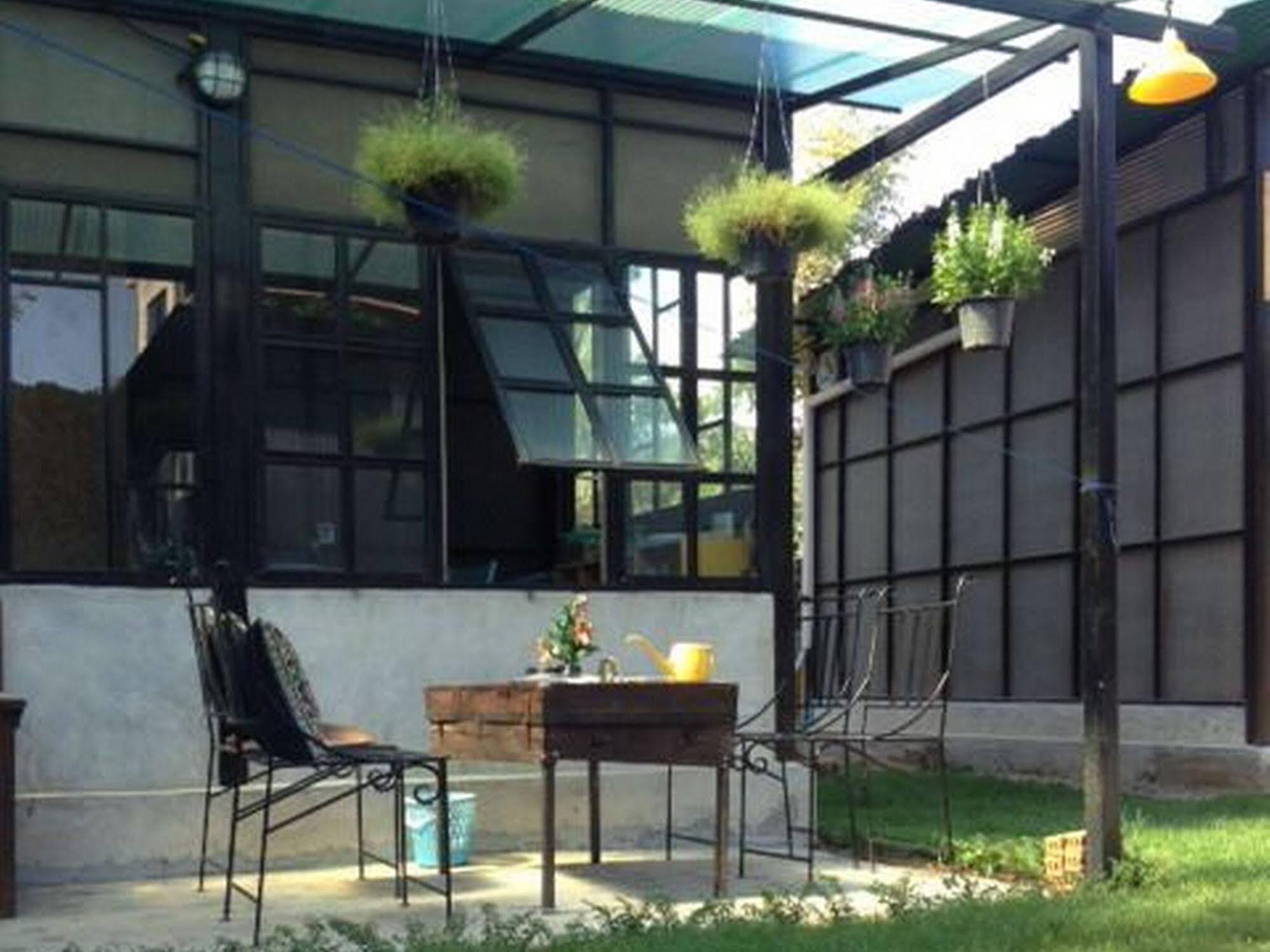Viva Shack Hostel Chiang Mai Exterior foto